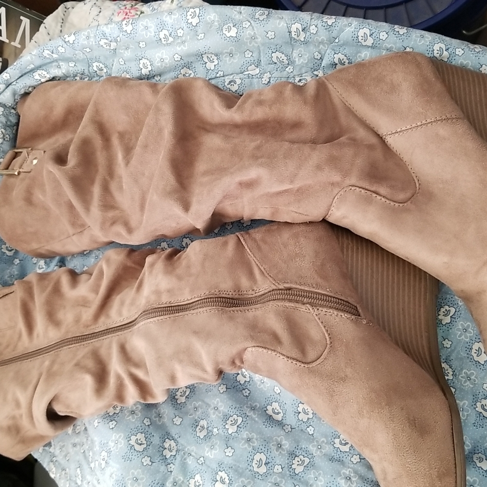 Womens boots